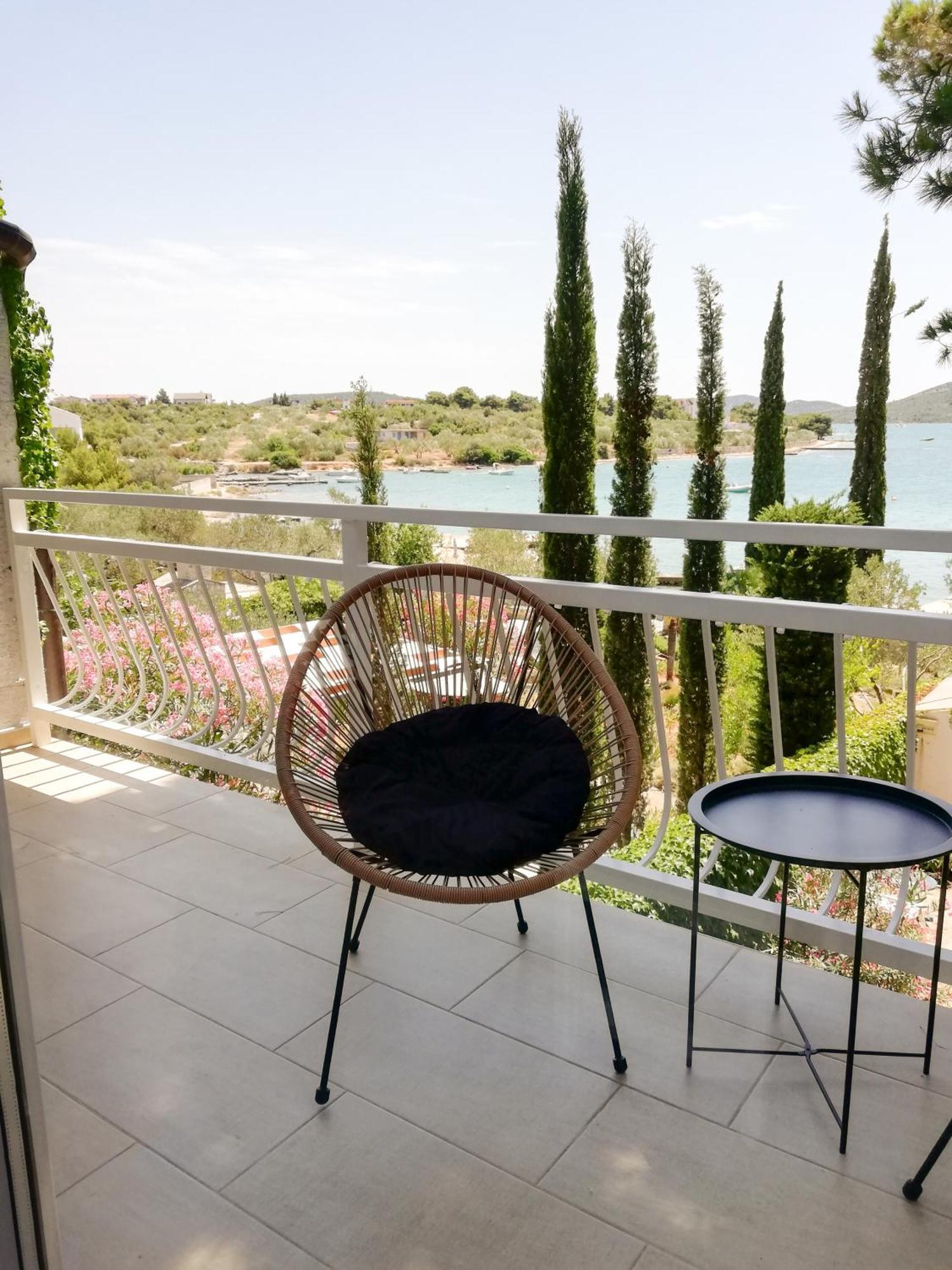 מלון פירובאץ Bed & Breakfast Pansion Rade חדר תמונה