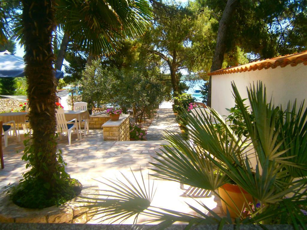 מלון פירובאץ Bed & Breakfast Pansion Rade מראה חיצוני תמונה