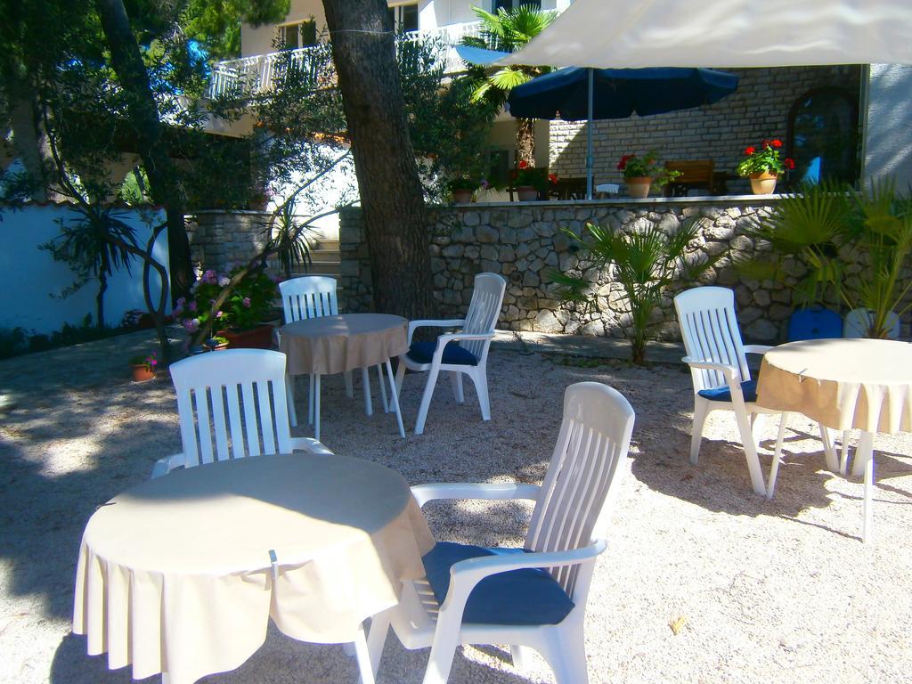 מלון פירובאץ Bed & Breakfast Pansion Rade מראה חיצוני תמונה