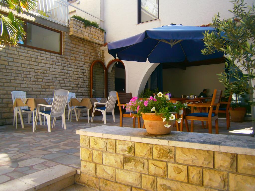מלון פירובאץ Bed & Breakfast Pansion Rade מראה חיצוני תמונה